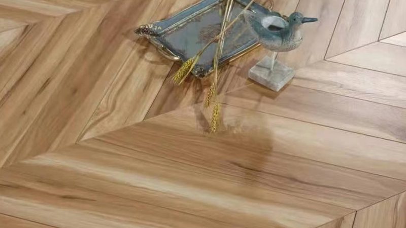 多层实木地板表层厚度与使用寿命的秘密